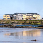 Burkes Armada Hotel
